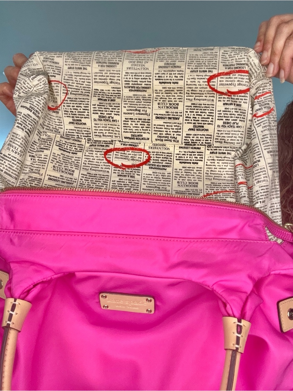 Kate Spade Stevie Newspaper Print Lining EUC - Picture 5 of 16